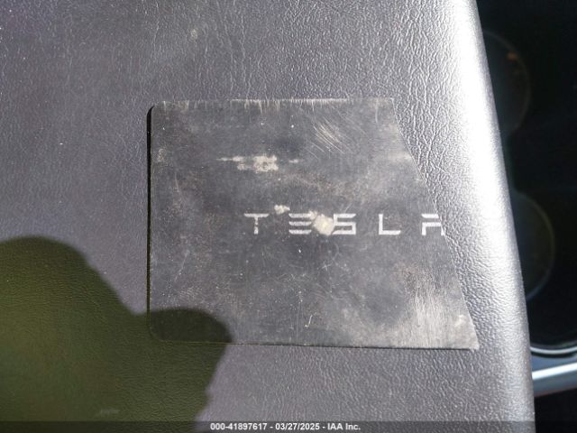 5YJ3E1EB5JF180030 Tesla Model 3 Long Range/performance