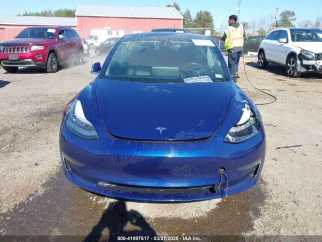5YJ3E1EB5JF180030 Tesla Model 3 Long Range/performance