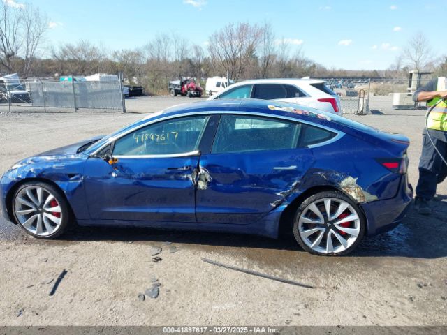 5YJ3E1EB5JF180030 Tesla Model 3 Long Range/performance