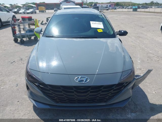 KMHLM4AG0NU311475 Hyundai ELANTRA SEL