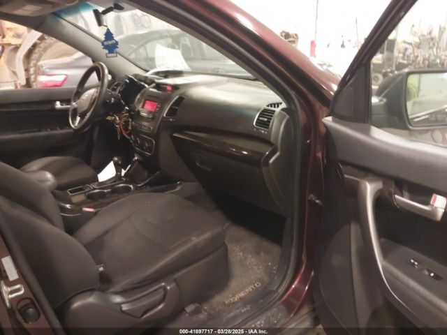 5XYKT3A66EG467249 KIA SORENTO LX
