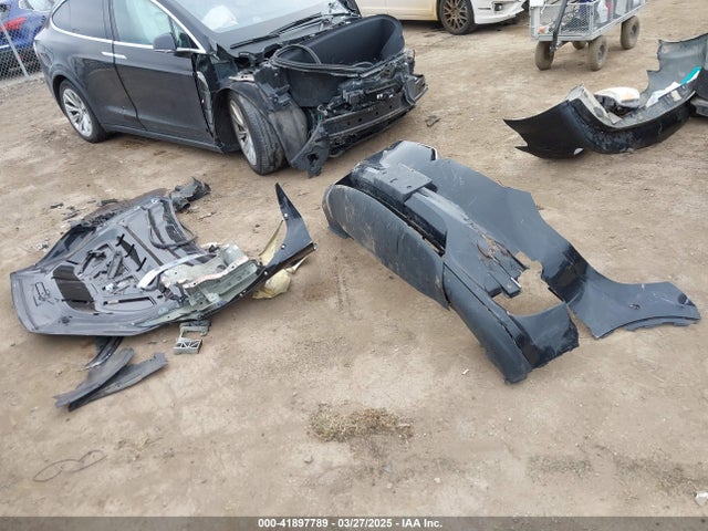 Tesla Model X 60d/70d/75d/90d/p100d 2016 5YJXCBE26GF029915 Image 10