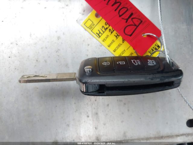 3KPC24A68ME129084 Hyundai ACCENT SE