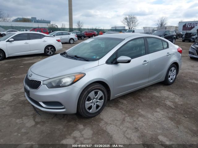 KNAFK4A62E5181124 KIA FORTE LX