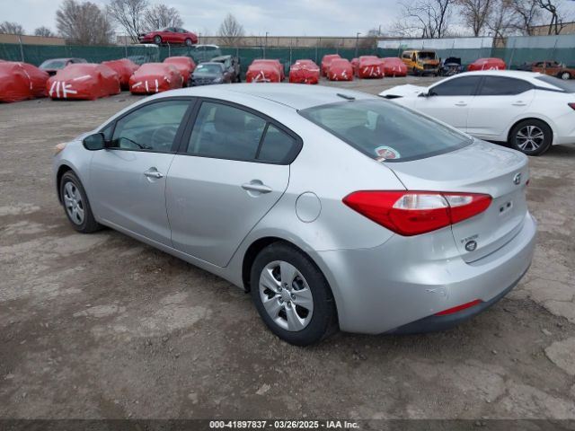 KNAFK4A62E5181124 KIA FORTE LX