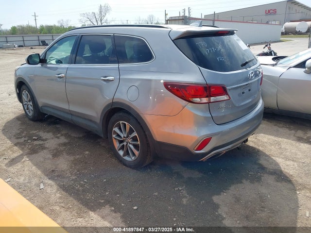 KM8SMDHF9JU268399 Hyundai Santa Fe Se