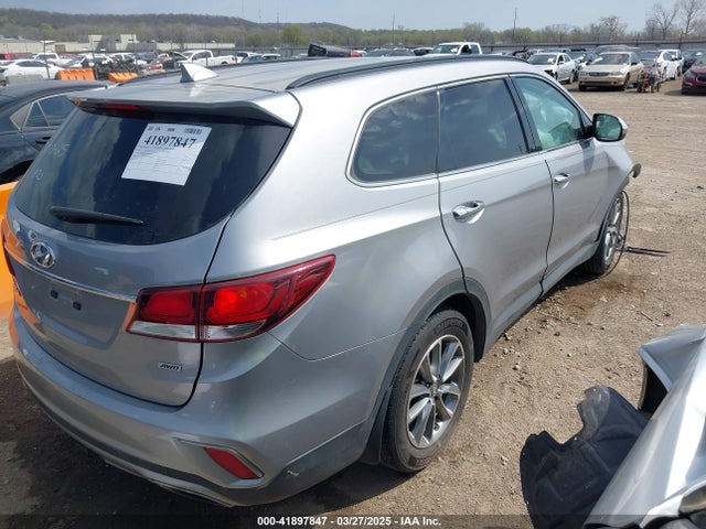 KM8SMDHF9JU268399 Hyundai Santa Fe Se