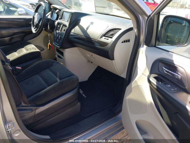 2017 DODGE GRAND CARAVAN 2C4RDGBG3HR637531 Photo 4