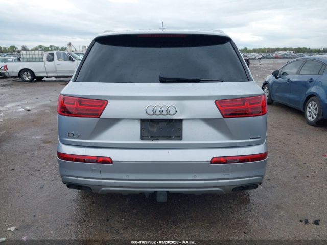 WA1LAAF73KD040924 Audi Q7 55 Premium/55 Se Premium