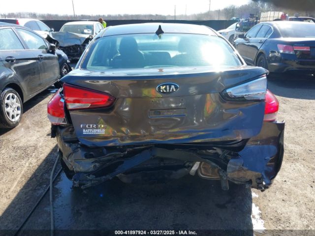 3KPFK4A76HE041128 KIA FORTE LX