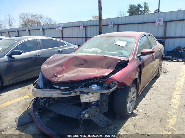 Chrysler 200 Limited 2015 1C3CCCAB5FN521673 Image 2