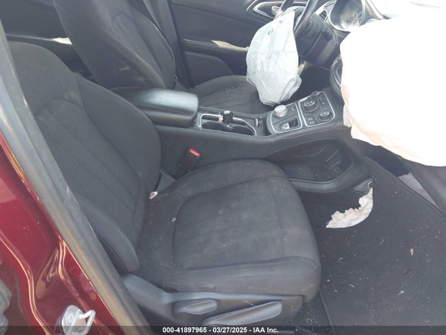 Chrysler 200 Limited 2015 1C3CCCAB5FN521673 Image 5