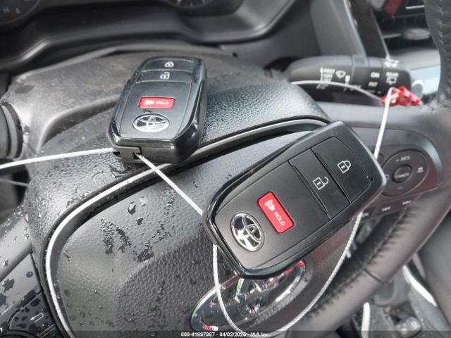 7MUCAAAG7RV102620 Toyota Corolla Cross Le