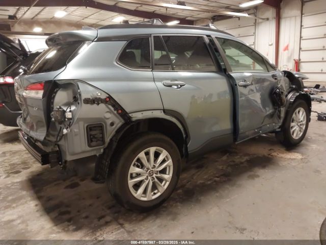 7MUCAAAG7RV102620 Toyota Corolla Cross Le