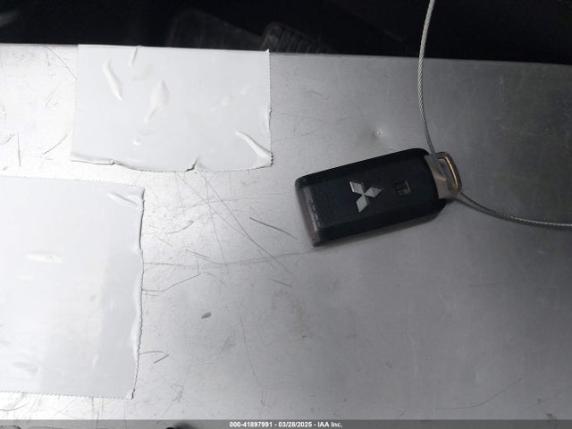 2017 MITSUBISHI OUTLANDER JA4AD3A38HZ019660 Photo 10