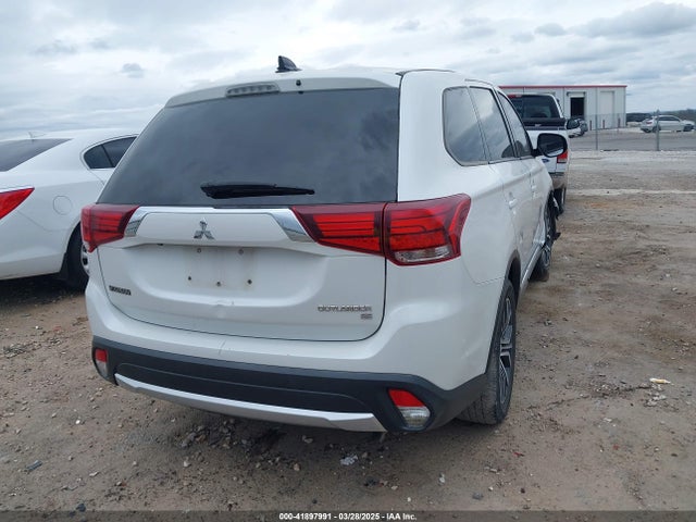 2017 MITSUBISHI OUTLANDER JA4AD3A38HZ019660 Photo 3
