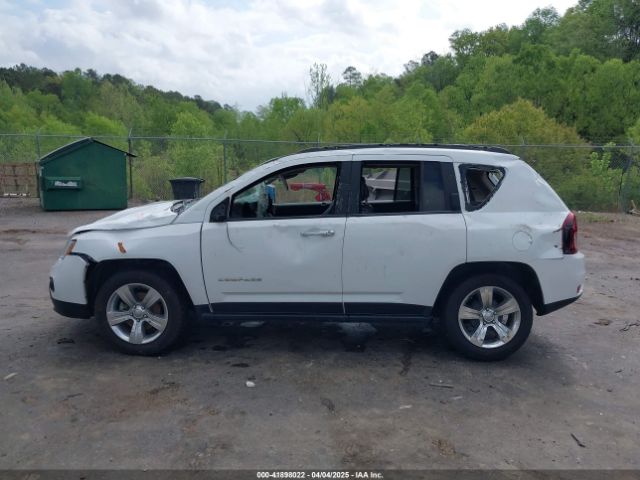 1C4NJCEA9GD615042 Jeep Compass Latitude