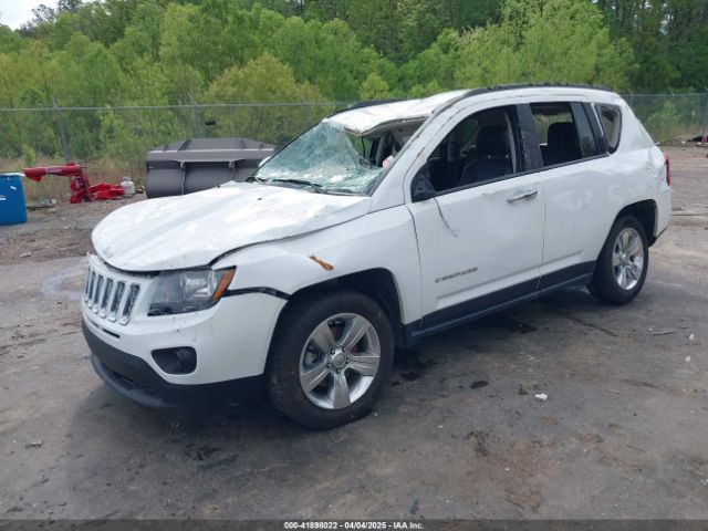 1C4NJCEA9GD615042 Jeep Compass Latitude