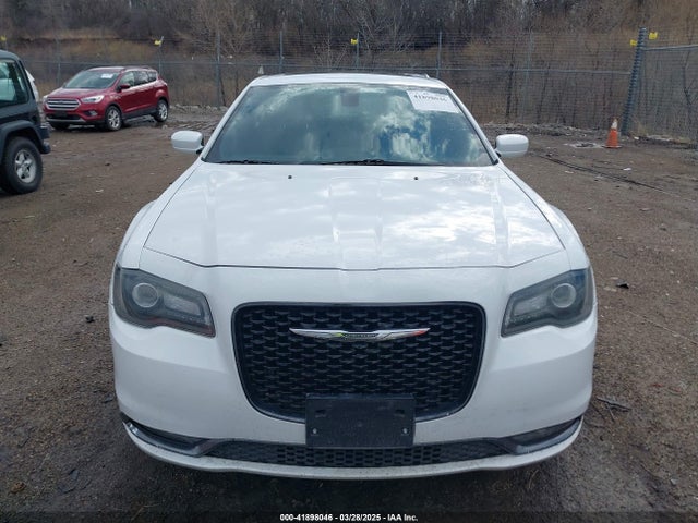 Chrysler 300 2015 2C3CCAGGXFH787187 Image 12