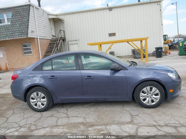 1G1PA5SG0E7171051 Chevrolet Cruze Ls Auto