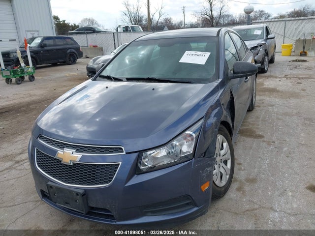 1G1PA5SG0E7171051 Chevrolet Cruze Ls Auto