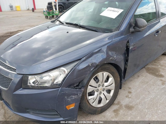 1G1PA5SG0E7171051 Chevrolet Cruze Ls Auto