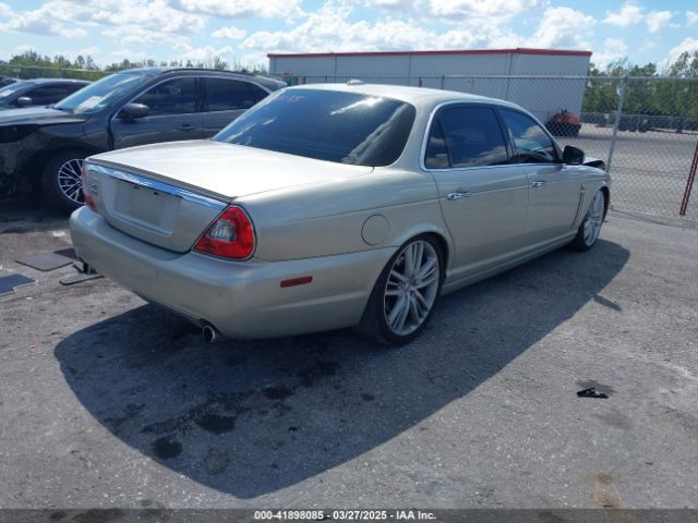 2009 JAGUAR XJ SAJWA94C49TH30042 Photo 3