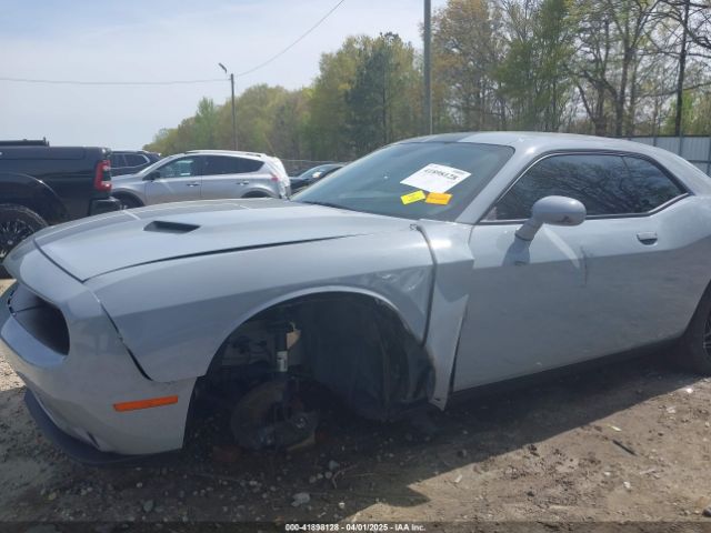 2C3CDZAG3MH587074 Dodge Challenger Sxt