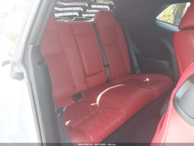 2C3CDZAG3MH587074 Dodge Challenger Sxt