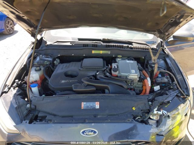 3FA6P0UU3JR122443 Ford Fusion Hybrid S