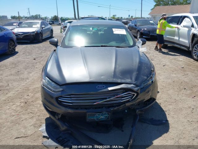 3FA6P0UU3JR122443 Ford Fusion Hybrid S
