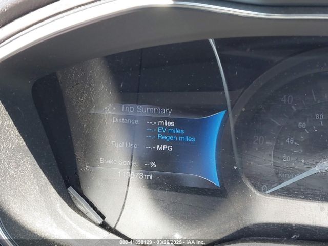 3FA6P0UU3JR122443 Ford Fusion Hybrid S