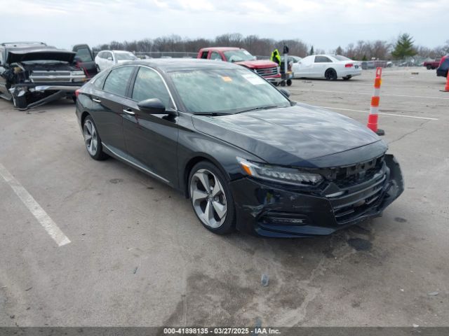 1HGCV2F90KA003723 auction archive image