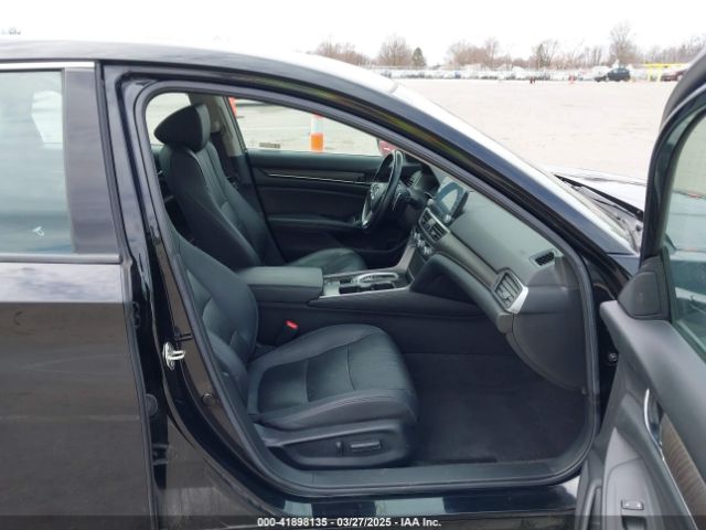 1HGCV2F90KA003723 Honda Accord Touring 2.0t