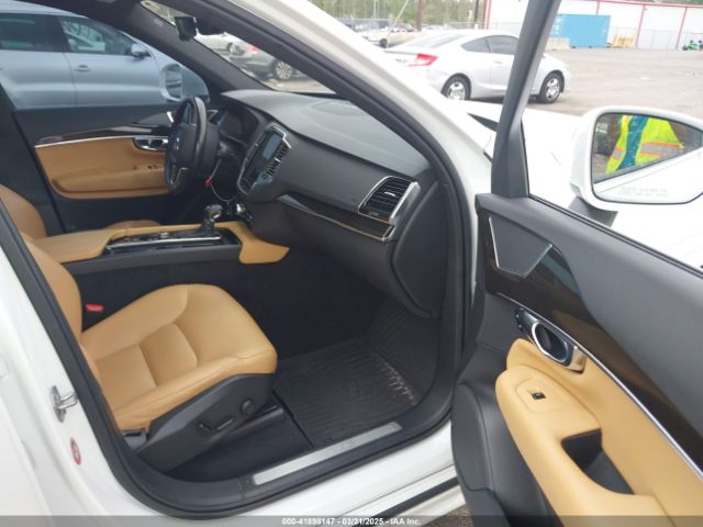 2018 VOLVO XC90 YV4A22PK2J1202199 Photo 4