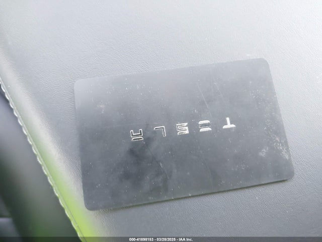 2021 TESLA MODEL Y 5YJYGDEF1MF076210 Photo 10