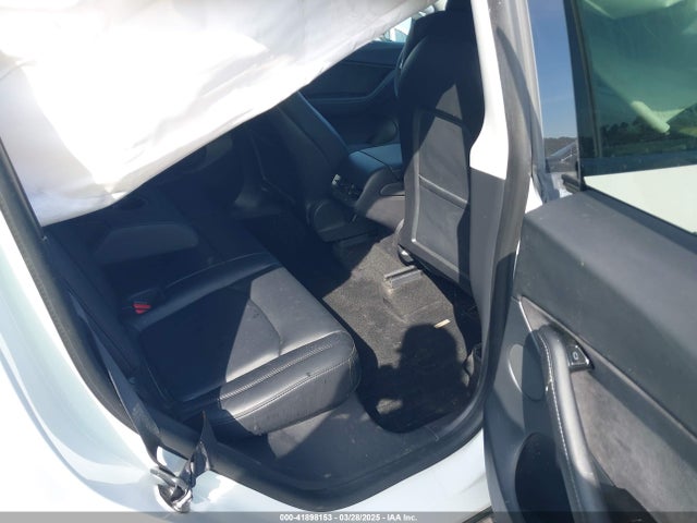 2021 TESLA MODEL Y 5YJYGDEF1MF076210 Photo 7