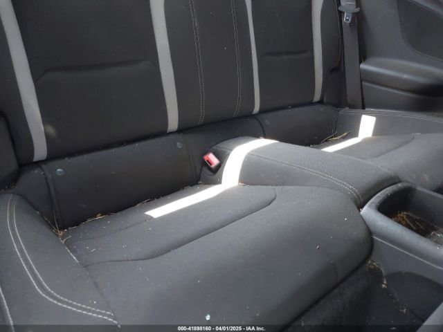 1G1FB1RS9J0111669 Chevrolet Camaro 1lt