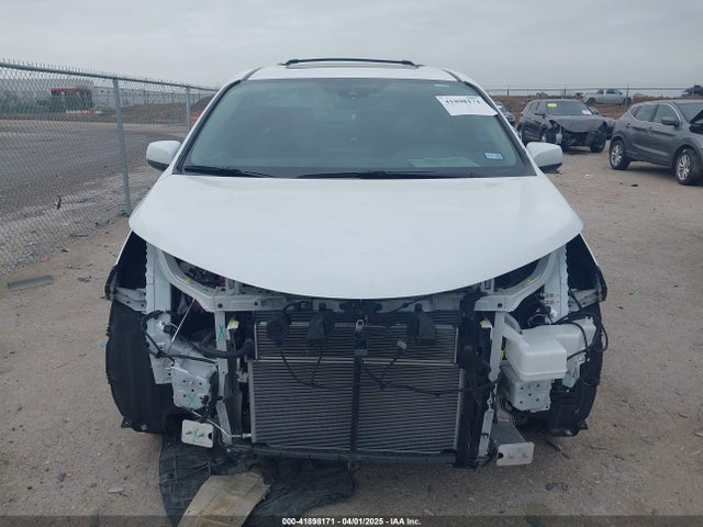 5TDYRKECXSS230300 Toyota SIENNA XLE