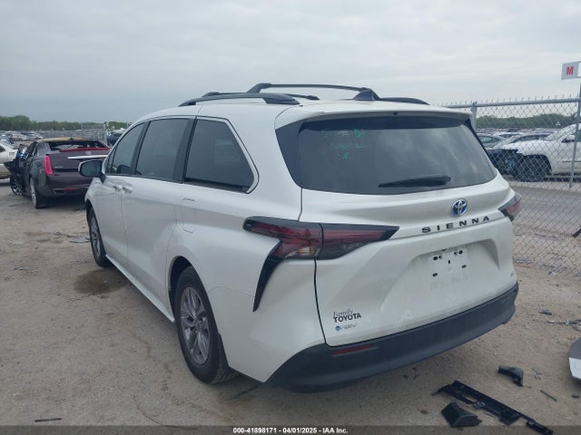 5TDYRKECXSS230300 Toyota SIENNA XLE
