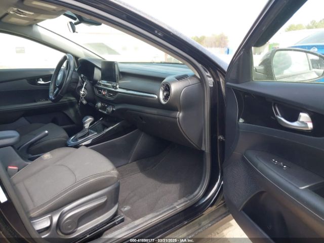 3KPF34AD6KE029443 KIA FORTE S