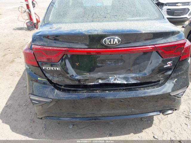 3KPF34AD6KE029443 KIA FORTE S