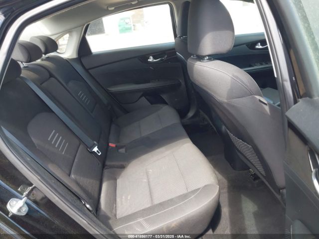 3KPF34AD6KE029443 KIA FORTE S