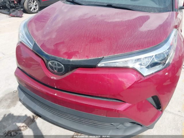 JTNKHMBX0K1017215 Toyota C-HR XLE