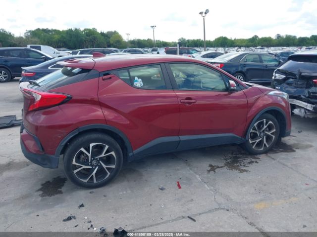 JTNKHMBX0K1017215 Toyota C-HR XLE