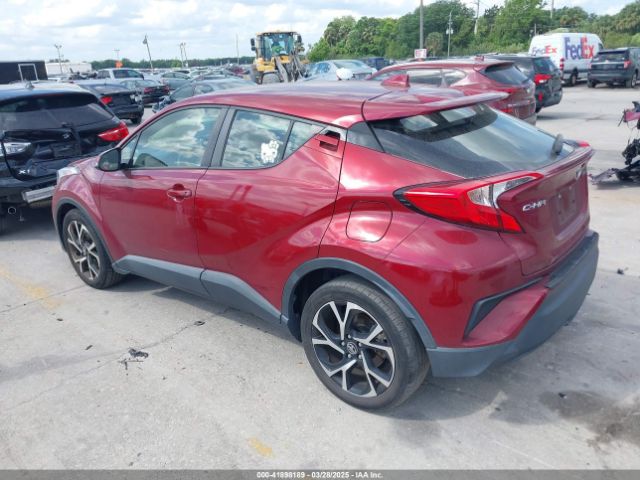 JTNKHMBX0K1017215 Toyota C-HR XLE