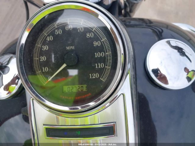 2012 HARLEY-DAVIDSON FLHR 1HD1FBM1XCB612814 Photo 6