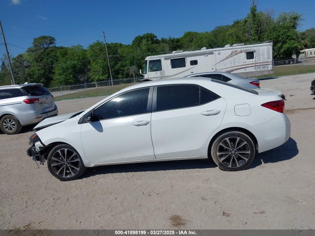 5YFBURHE5KP880557 Toyota COROLLA SE