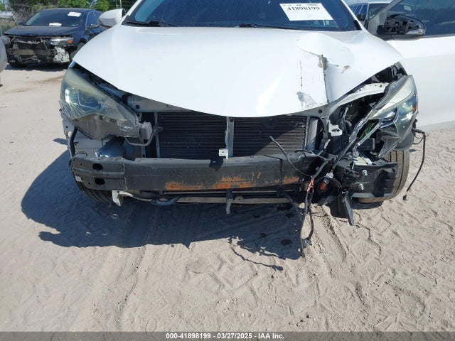 5YFBURHE5KP880557 Toyota COROLLA SE