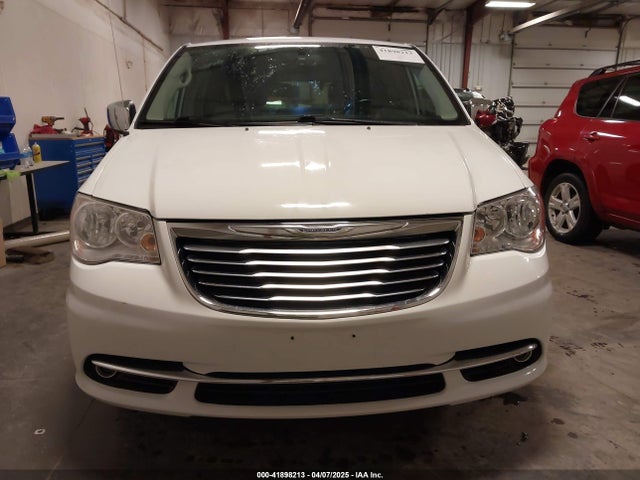 2C4RC1CG3GR284527 Chrysler Town & Country Touring-l Anniversary Edition